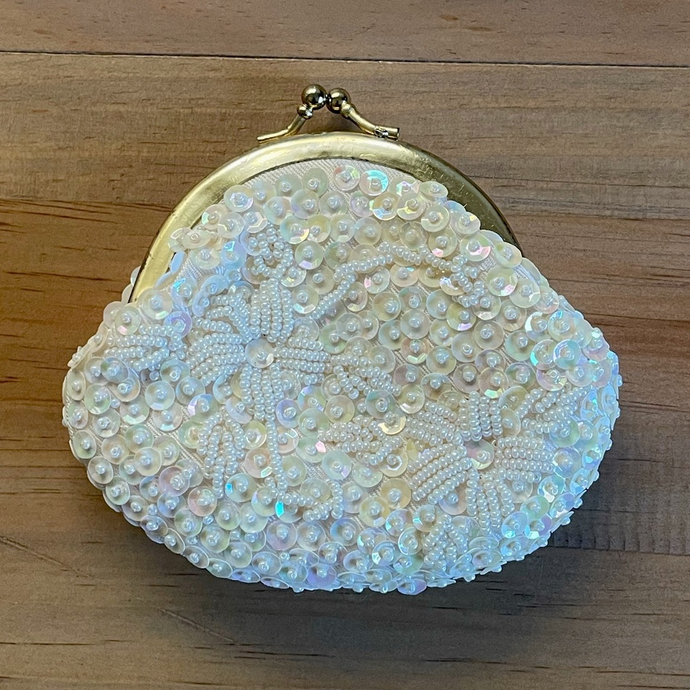 Vintage Iridescent Sequin Beaded Coin Purse